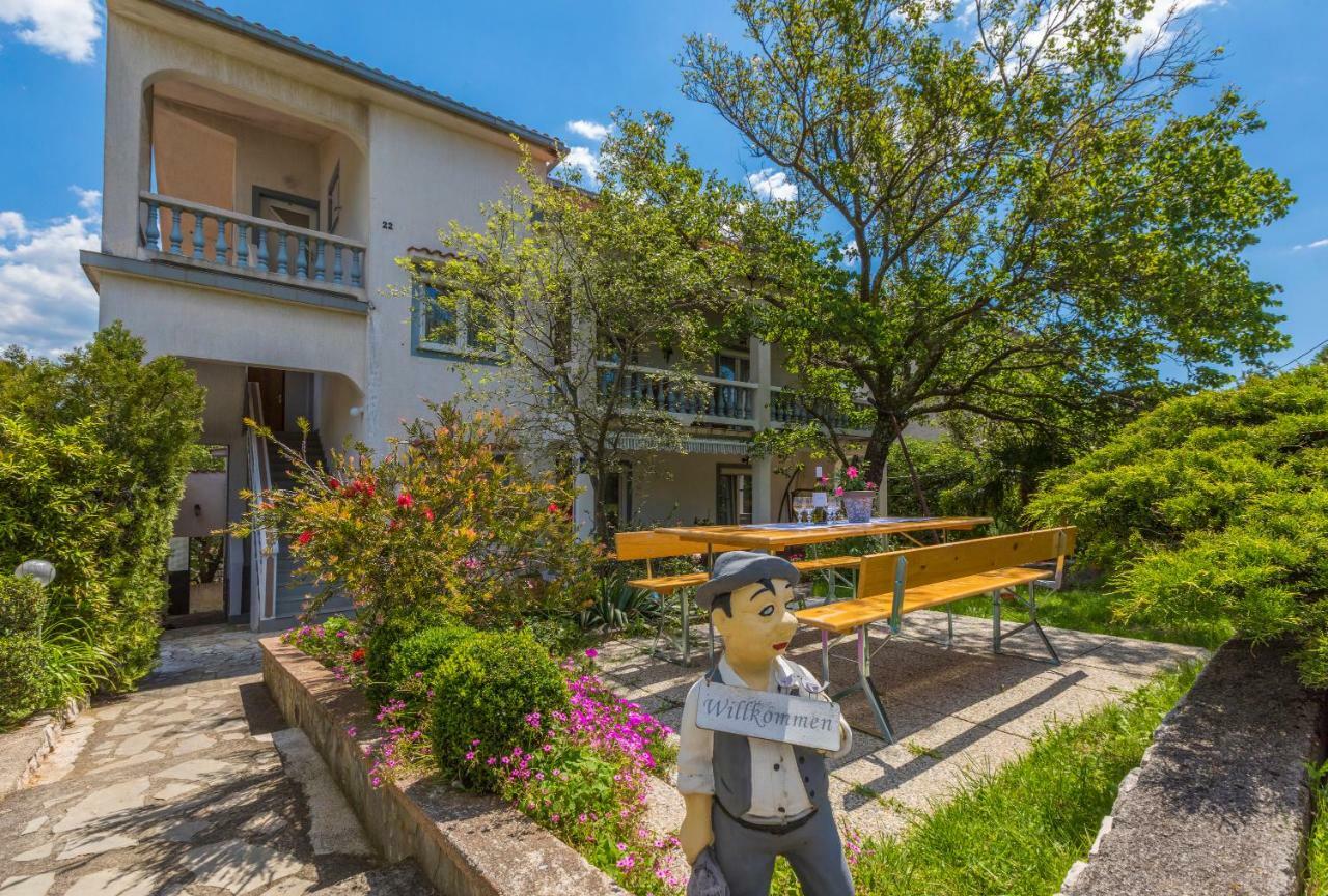 Apartments Marica 노비비노돌스키 외부 사진